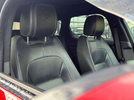 Jaguar F-Pace 3.0 F-Pace V6 S AWD D Auto 4WD 5dr 19