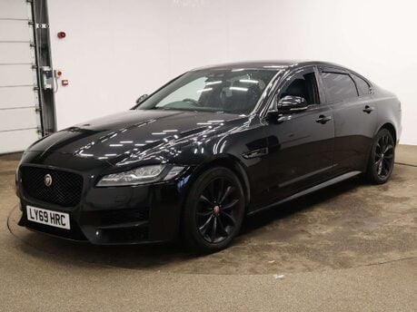 Jaguar XF 2.0 XF R-Sport D Auto 4dr 19