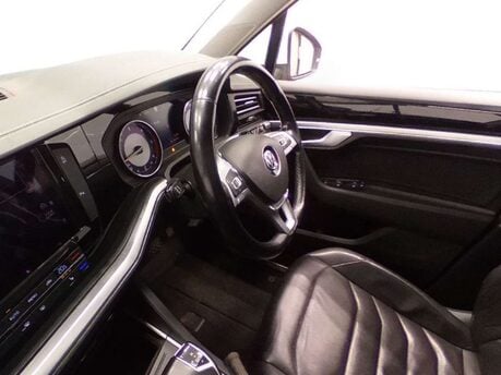 Volkswagen Touareg 3.0 Touareg V6 SEL TDI Auto 4WD 5dr 15