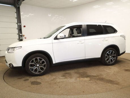 Mitsubishi Outlander 2.3 Outlander GX3 DI-D Auto 4WD 5dr 20