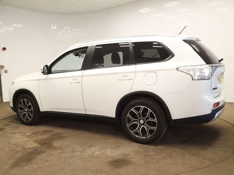 Mitsubishi Outlander 2.3 Outlander GX3 DI-D Auto 4WD 5dr 18