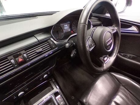 Audi A6 2.0 A6 Black Edition TDI Ultra 5dr 3
