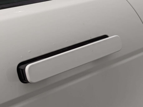 Land Rover Range Rover Evoque 2.0 Range Rover Evoque D 4x2 5dr 31