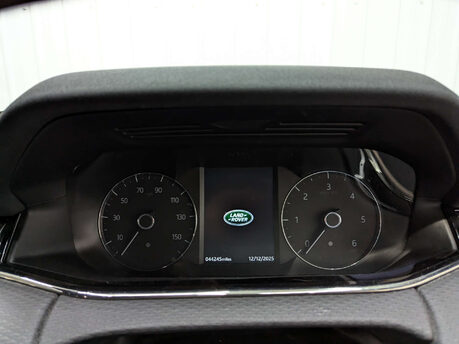 Land Rover Range Rover Evoque 2.0 Range Rover Evoque R-Dynamic D 4x2 5dr 73