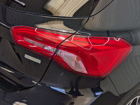 Ford Focus 1.0 Focus ST-Line X 5dr 42