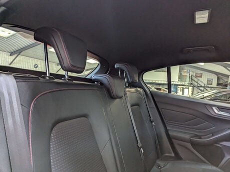 Ford Focus 1.0 Focus ST-Line X 5dr 62