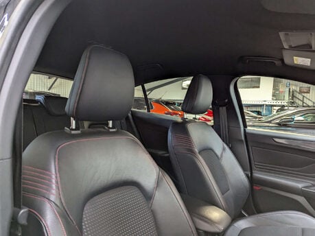 Ford Focus 1.0 Focus ST-Line X 5dr 51