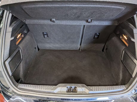 Ford Focus 1.0 Focus ST-Line X 5dr 44