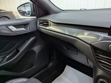 Ford Focus 1.0 Focus ST-Line X 5dr 92