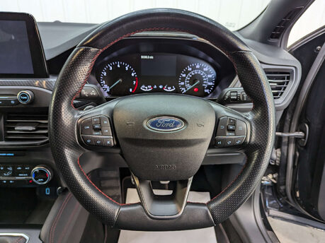 Ford Focus 1.0 Focus ST-Line X 5dr 74