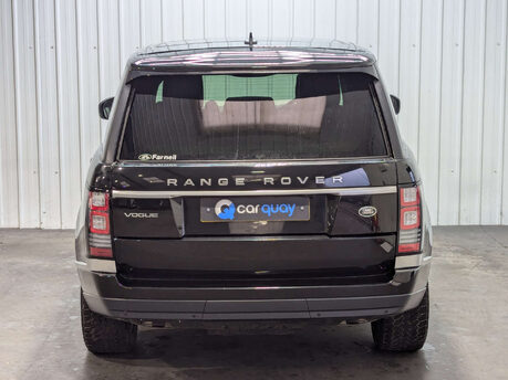 Land Rover Range Rover 3.0 Range Rover Vogue TDV6 Auto 4WD 5dr 38