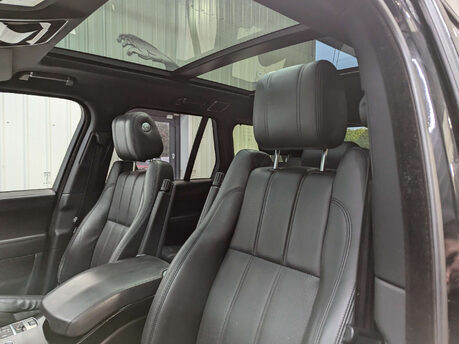 Land Rover Range Rover 3.0 Range Rover Vogue TDV6 Auto 4WD 5dr 53