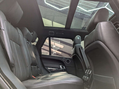 Land Rover Range Rover 3.0 Range Rover Vogue TDV6 Auto 4WD 5dr 60