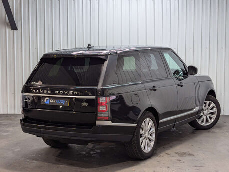 Land Rover Range Rover 3.0 Range Rover Vogue TDV6 Auto 4WD 5dr 31