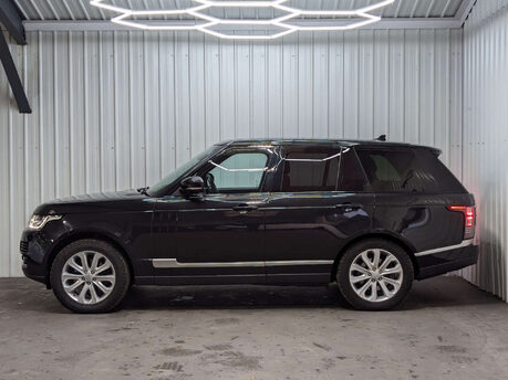 Land Rover Range Rover 3.0 Range Rover Vogue TDV6 Auto 4WD 5dr 5