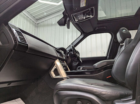 Land Rover Range Rover 3.0 Range Rover Vogue TDV6 Auto 4WD 5dr 52