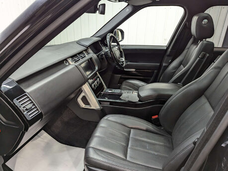 Land Rover Range Rover 3.0 Range Rover Vogue TDV6 Auto 4WD 5dr 51