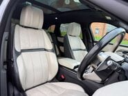 Land Rover Range Rover Velar 3.0 Range Rover Velar R-Dynamic HSE D300 Auto 4WD 5dr 25