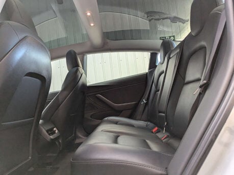 Tesla Model 3 Model 3 Long Range AWD 4WD 4dr 68