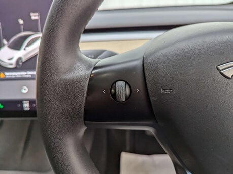 Tesla Model 3 Model 3 Long Range AWD 4WD 4dr 71