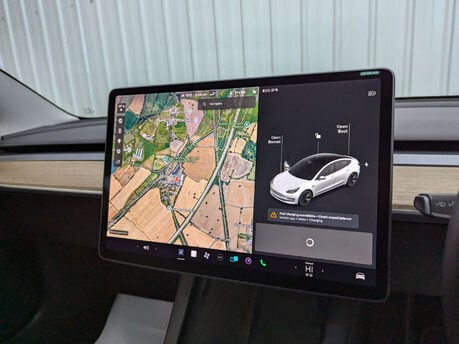 Tesla Model 3 Model 3 Long Range AWD 4WD 4dr 77