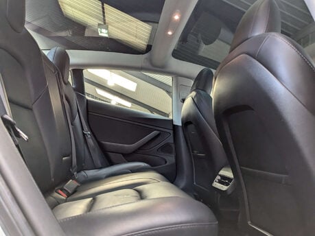 Tesla Model 3 Model 3 Long Range AWD 4WD 4dr 62