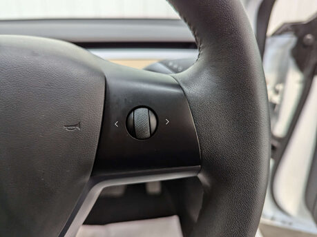 Tesla Model 3 Model 3 Long Range AWD 4WD 4dr 74