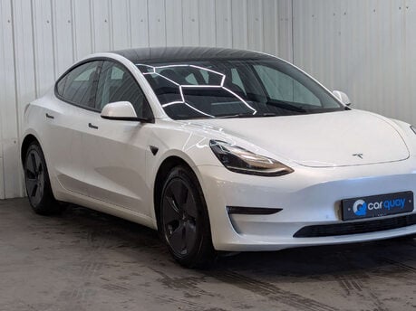 Tesla Model 3 Model 3 Long Range AWD 4WD 4dr 18
