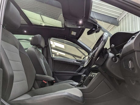 Volkswagen Tiguan 2.0 Tiguan R-Line TDI BlueMotion Technology 4Motion Semi-Auto 4WD 5dr 51