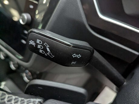 Volkswagen Tiguan 2.0 Tiguan R-Line TDI BlueMotion Technology 4Motion Semi-Auto 4WD 5dr 70