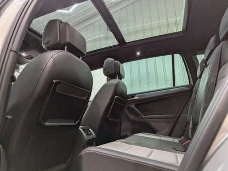 Volkswagen Tiguan 2.0 Tiguan R-Line TDI BlueMotion Technology 4Motion Semi-Auto 4WD 5dr 66