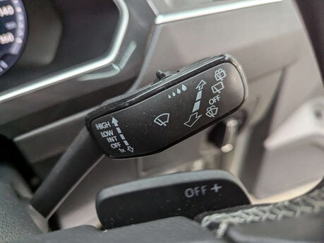 Volkswagen Tiguan 2.0 Tiguan R-Line TDI BlueMotion Technology 4Motion Semi-Auto 4WD 5dr 77