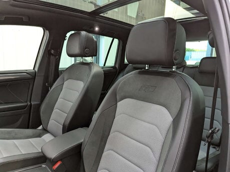 Volkswagen Tiguan 2.0 Tiguan R-Line TDI BlueMotion Technology 4Motion Semi-Auto 4WD 5dr 56