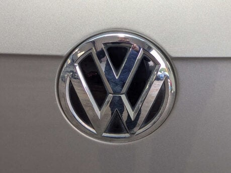 Volkswagen Tiguan 2.0 Tiguan R-Line TDI BlueMotion Technology 4Motion Semi-Auto 4WD 5dr 38