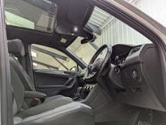 Volkswagen Tiguan 2.0 Tiguan R-Line TDI BlueMotion Technology 4Motion Semi-Auto 4WD 5dr 49