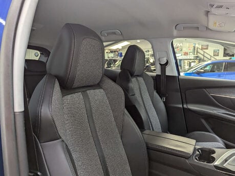 Peugeot 3008 1.6 3008 Allure Blue HDi S/S 5dr 53