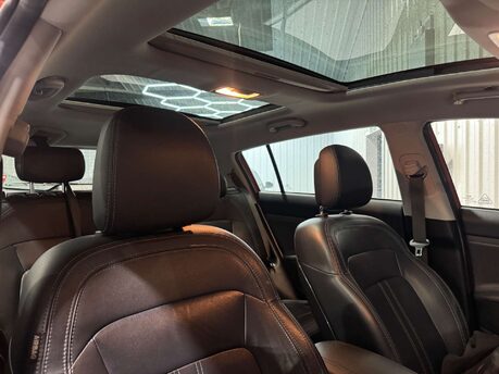 Kia Sportage 2.0 Sportage KX-3 Sat Nav CRDi Auto 4WD 5dr 16