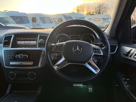 Mercedes-Benz M Class 3.0 ML350 Sport Bluetec Auto 4WD 5dr 25