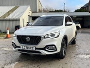 MG HS 1.5 MG HS Excite 5dr 17