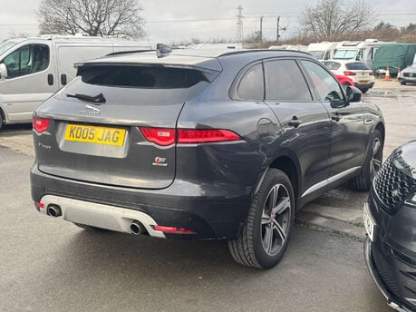 Jaguar F-Pace 3.0 F-Pace V6 S AWD D Auto 4WD 5dr 10