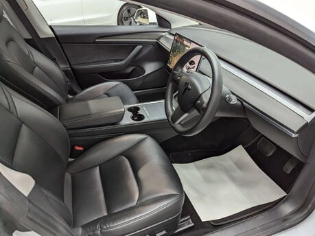 Tesla Model 3 Model 3 Standard Range + 4dr 44