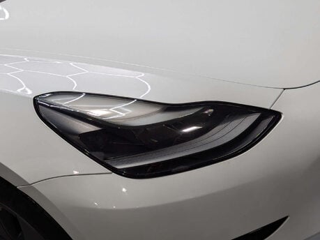 Tesla Model 3 Model 3 Standard Range + 4dr 18