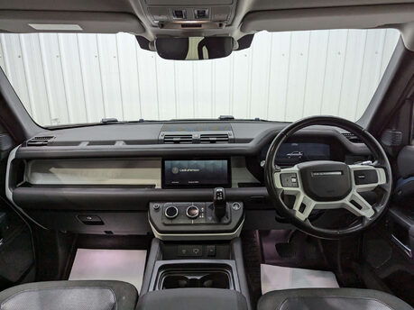 Land Rover Defender 2.0 Defender S D Auto 4WD 5dr 2