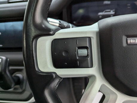 Land Rover Defender 2.0 Defender S D Auto 4WD 5dr 71