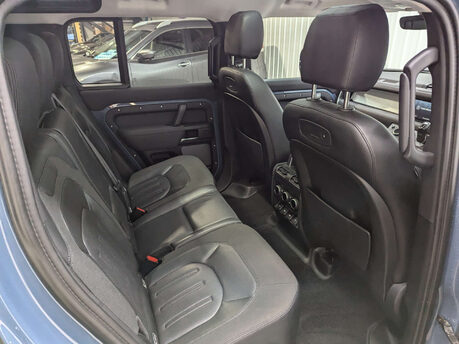 Land Rover Defender 2.0 Defender S D Auto 4WD 5dr 59