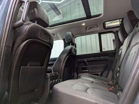 Land Rover Defender 2.0 Defender S D Auto 4WD 5dr 66