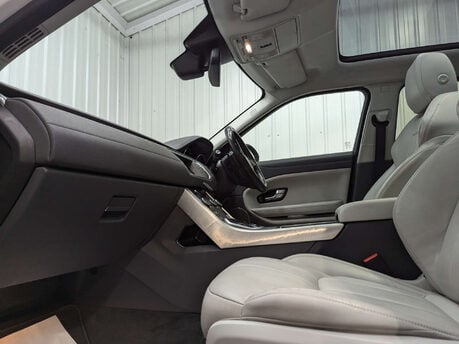 Land Rover Range Rover Evoque 2.0 Range Rover Evoque SE Tech TD4 Auto 4WD 5dr 53
