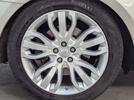 Land Rover Range Rover Sport 3.0 Range Rover Sport HSE Dynamic SDV6 Auto 4WD 5dr 46