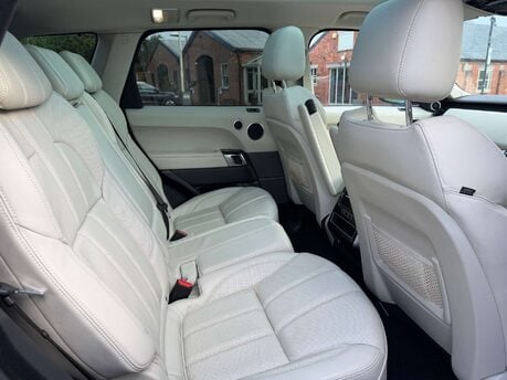 Land Rover Range Rover Sport 3.0 Range Rover Sport HSE Dynamic SDV6 Auto 4WD 5dr 17