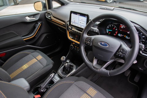 Ford Fiesta ACTIVE B AND O PLAY 4